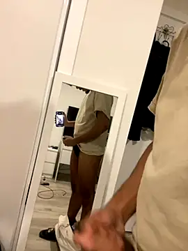 Snapshot of jayluvsu69 chatting on November 8, 2025, 12:38 pm jayluvsu69 online show from November 8, 2025, 12:38 pm