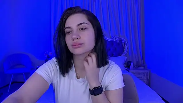 AdrianaTorres online show from February 6, 2026, 5:34 am