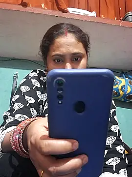 ZANUUA online show from November 7, 2025, 1:00 pm