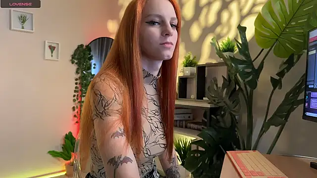 KatePalmers online show from November 10, 2025, 12:26 pm