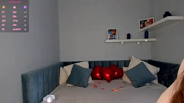 Snapshot of moon_sanny chatting on February 14, 2026, 1:35 am moon sanny online show from February 14, 2026, 1:35 am