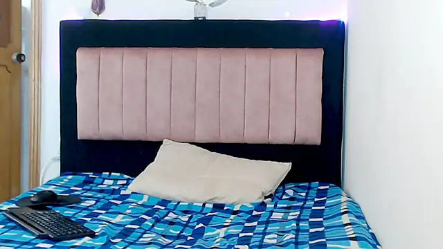 AMARYXS online show from April 9, 2026, 1:38 pm