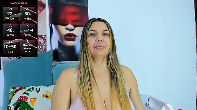 Andhrea Vale online show from November 25, 2025, 11:54 am