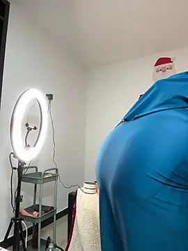 sweetmuslim01 online show from January 4, 2025, 2:46 am