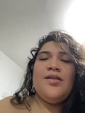 sweetmuslim01 online show from November 16, 2025, 3:56 am