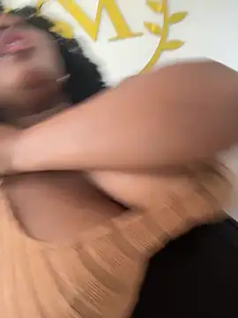 BrendaFernandez  online show from February 20, 2026, 3:01 pm