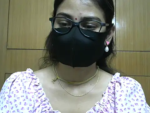 Fairy Pie online show from April 3, 2026, 8:29 pm