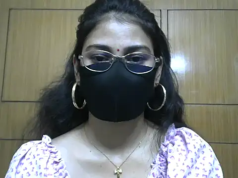 Snapshot of Fairy_Pie chatting on July 8, 2026, 8:13 pm Fairy Pie online show from July 8, 2026, 8:13 pm