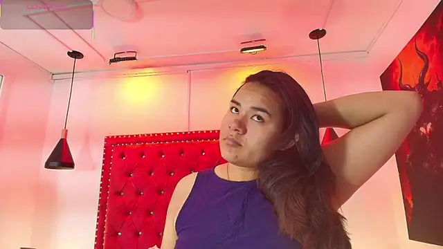 Snapshot of Bella_donnaS chatting on November 27, 2025, 3:30 am Bella donnaS online show from November 27, 2025, 3:30 am