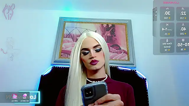 Aidana kalaff ts online show from November 11, 2025, 9:15 pm