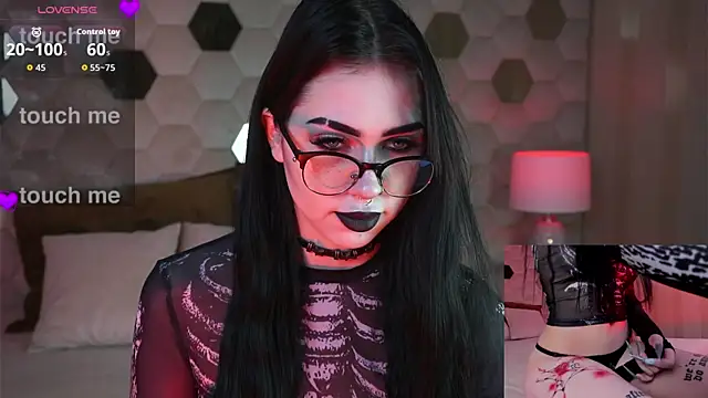 FetishForCassie online show from December 13, 2025, 11:32 pm