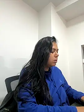 LorieFerrer online show from October 16, 2025, 2:29 pm