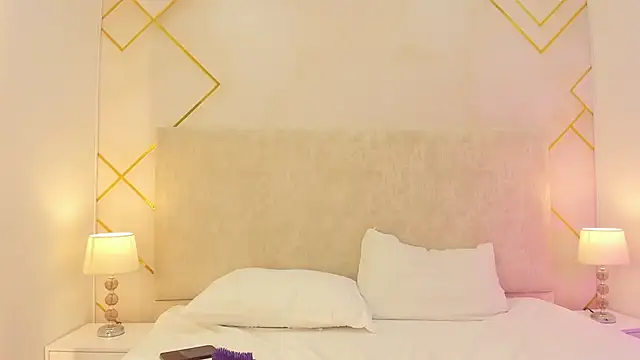 isaa and juanjo online show from November 20, 2025, 4:01 am