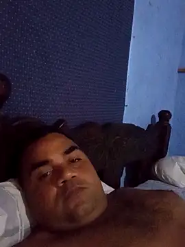 CUTE V LOVE online show from November 27, 2025, 5:26 pm