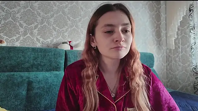 Snapshot of SweetLiaison chatting on February 5, 2026, 1:27 pm SweetLiaison online show from February 5, 2026, 1:27 pm