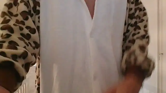 CuteDaddy92 online show from December 16, 2025, 9:03 am