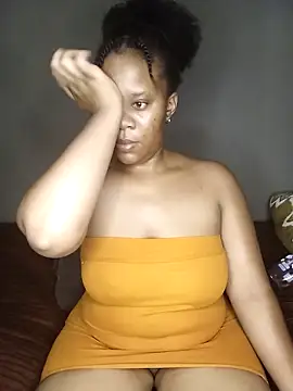 Emmylove-xr25 online show from December 19, 2025, 7:10 pm