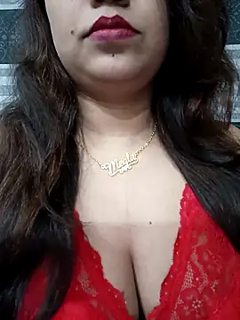 sadiya56803 online show from November 18, 2025, 5:39 pm