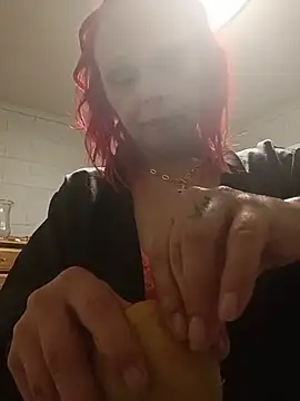 Snapshot of nikkibae33 chatting on July 14, 2026, 5:01 am nikkibae33 online show from July 14, 2026, 5:01 am
