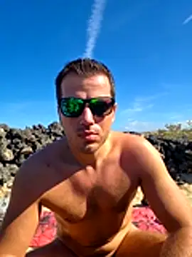 thenakedtraveler online show from January 12, 2026, 11:59 am