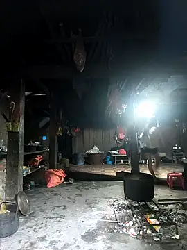 Lynly k2 online show from November 17, 2025, 3:23 am