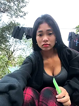 Lynly k2 online show from November 22, 2025, 12:09 am