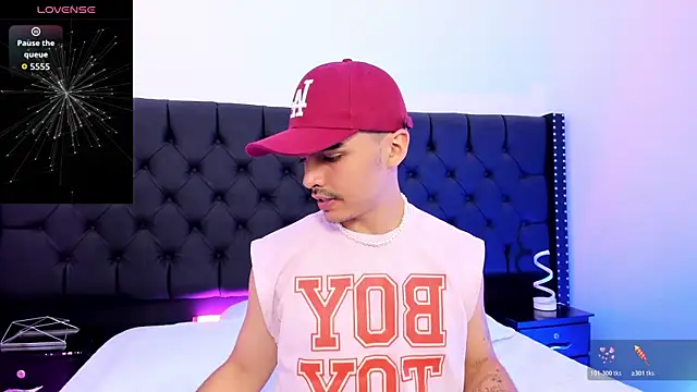 NicoKingg  online show from January 11, 2026, 1:27 pm