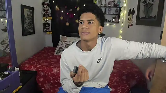 JUANBIGCOCK21CM online show from December 20, 2025, 5:31 pm