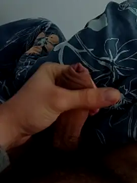 Gbonnequeue online show from November 10, 2025, 9:25 pm