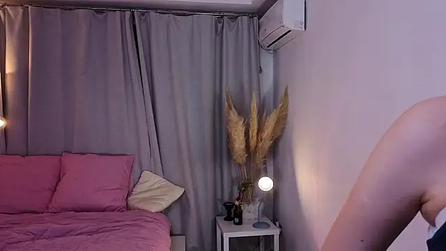 Snapshot of mybayby chatting on February 12, 2026, 4:13 pm mybayby online show from February 12, 2026, 4:13 pm