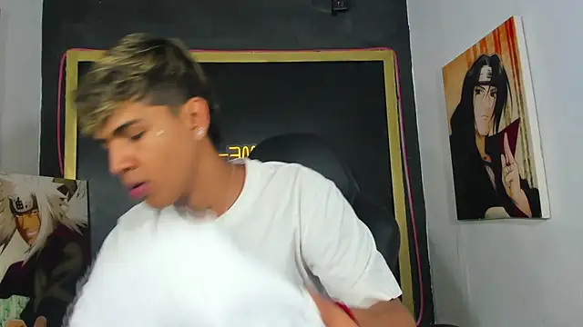 Snapshot of Timmy_Kiing_ chatting on November 29, 2025, 8:01 pm Timmy Kiing online show from November 29, 2025, 8:01 pm