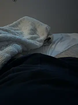 loukas777 online show from November 8, 2025, 11:47 pm