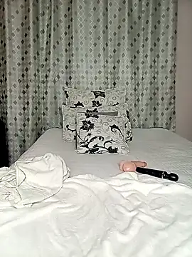 Snapshot of Eve_Scarlet chatting on February 13, 2026, 3:02 am Eve Scarlet online show from February 13, 2026, 3:02 am