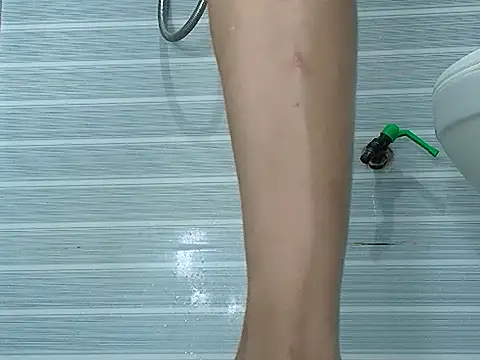 Tiny-122 online show from April 10, 2026, 11:48 am