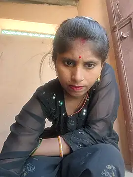 Snapshot of Maya_mohni chatting on November 9, 2025, 9:18 am Maya mohni online show from November 9, 2025, 9:18 am