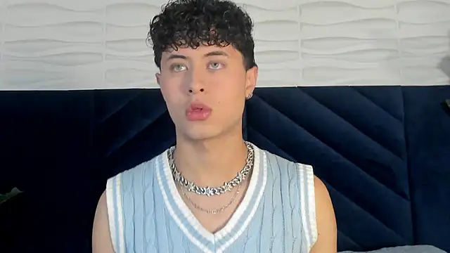 Noah dupont  online show from November 29, 2025, 11:57 am