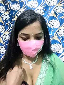 Honeya96 online show from December 19, 2025, 6:53 am