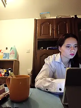 MickNanaa online show from December 19, 2025, 7:48 am