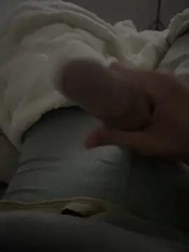 groschibre40100 online show from April 7, 2026, 11:10 am