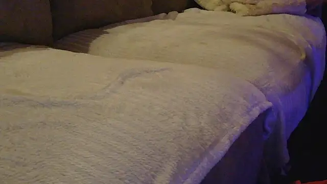 Snapshot of lorenarowena chatting on February 9, 2026, 8:24 pm lorenarowena online show from February 9, 2026, 8:24 pm