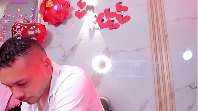 Aron and molly online show from February 15, 2026, 12:14 pm