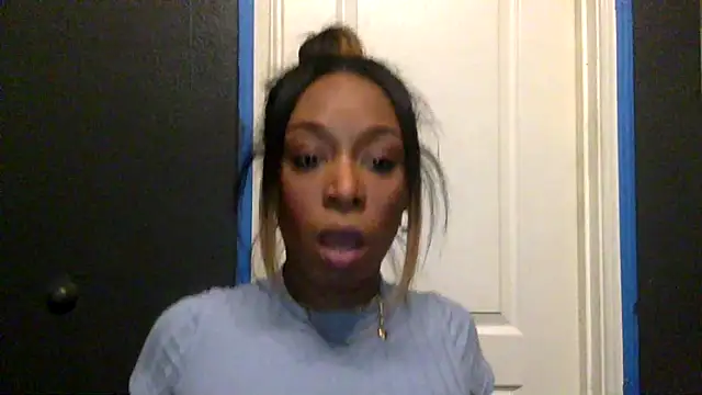 0shunsquirts online show from December 13, 2025, 10:15 pm