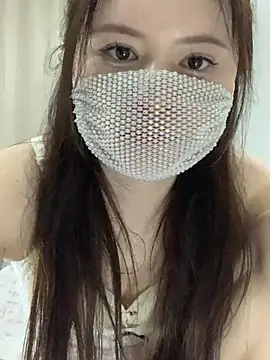 hoho-is online show from April 14, 2026, 2:34 pm