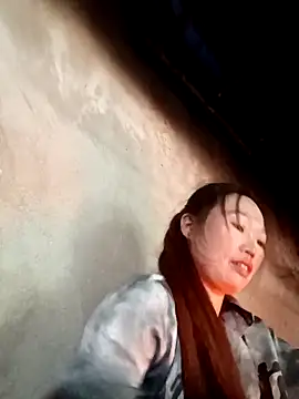 blonde blg online show from November 23, 2025, 4:01 am