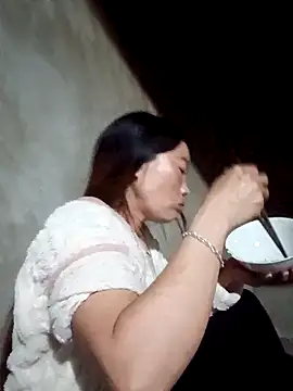 blonde blg online show from March 5, 2026, 12:01 pm