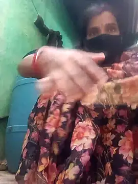 Chandraverma89 online show from June 15, 2026, 12:40 pm