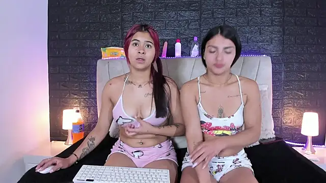 SEXXXXHORNY777 online show from January 10, 2026, 2:57 am