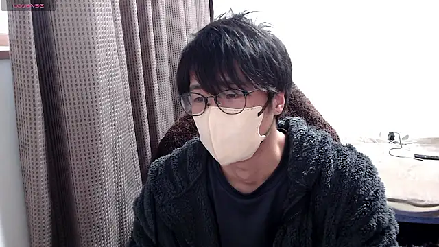 Snapshot of yuu-to-desu chatting on January 12, 2026, 4:18 am yuu-to-desu online show from January 12, 2026, 4:18 am
