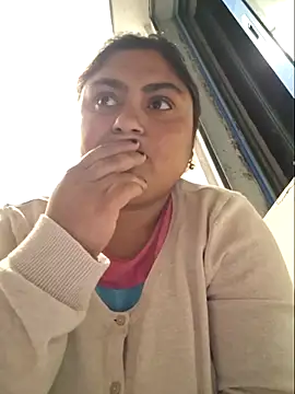 12dariea online show from November 9, 2025, 5:33 pm