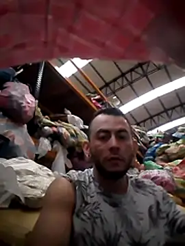 Cami131025 online show from March 4, 2026, 12:33 pm